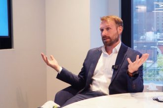 "Plus de 100 ETF de cryptomonnaies seront lancés dans les mois à venir" : James Seyffart