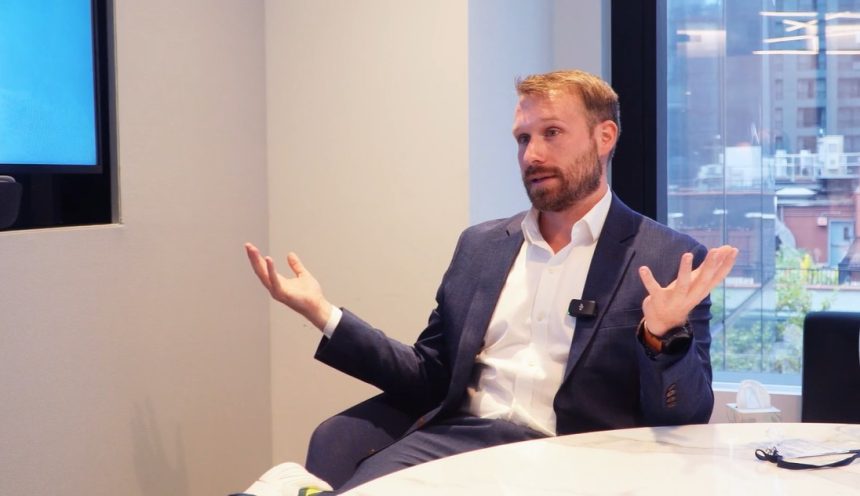 "Plus de 100 ETF de cryptomonnaies seront lancés dans les mois à venir" : James Seyffart