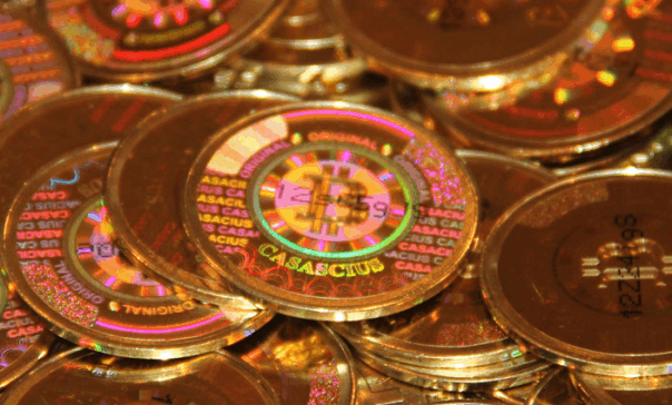 Ils libèrent 2 000 bitcoins en sacrifiant deux pièces rares après 13 ans