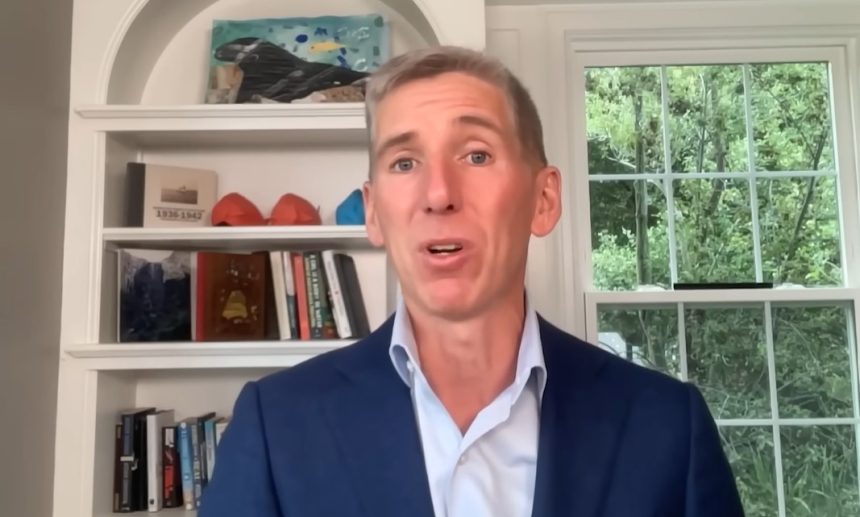 "La stratégie ne vendra pas son bitcoin" : Matt Hougan