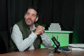 Asdrúbal Oliveros propose un « système multi-devises » pour les banques vénézuéliennes