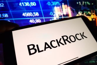 C'est ainsi que l'ETF BlackRock a fait ses débuts avec le jalonnement Ethereum