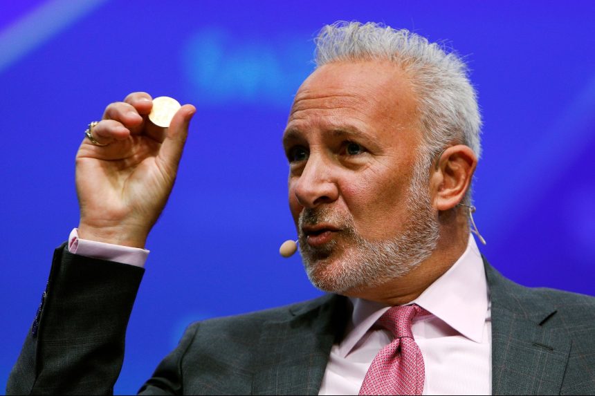 Peter Schiff remet en question les nouvelles hypothèques avec Bitcoin et USDC, « augmente le risque »