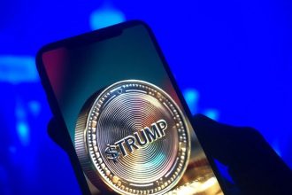 Trump booste son propre memecoin avec un déjeuner exclusif